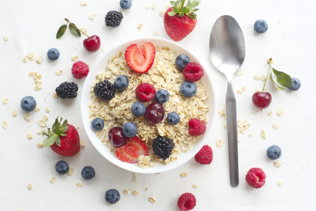 Oatmeal Recipes: 6 Delicious Ways to Start Your Day Right 🌞